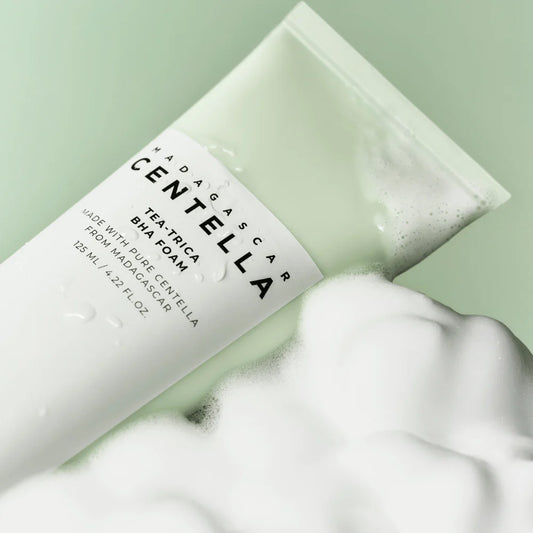SKIN 1004 - Madagascar Centella Tea-trica BHA Foam - Gel exfoliant