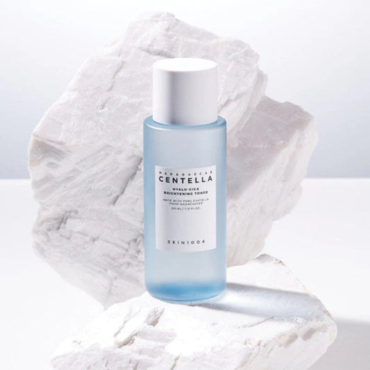 SKIN 1004 - Madagascar Centella Hyalu-Cica Brightening Toner - Tonique Hydratant